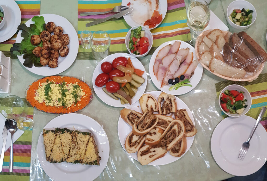 Остров Колочный кафе